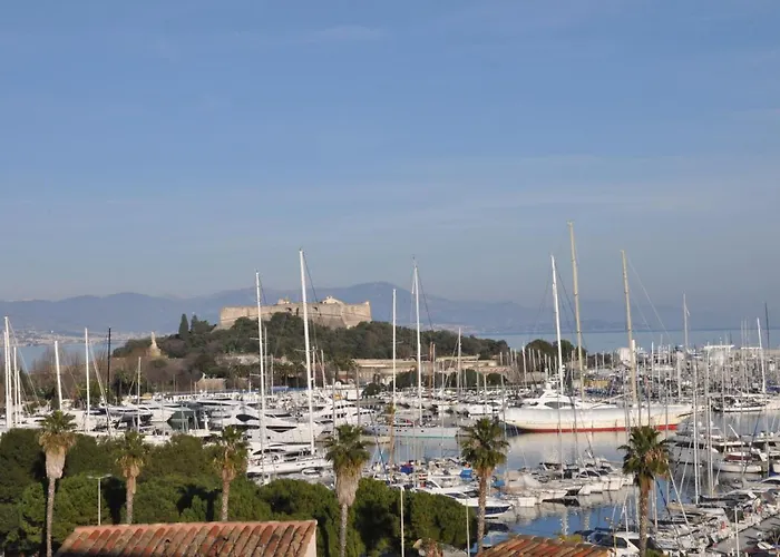 Апартаменты Stunning 2-bedroom & Panoramic Sea View -stayinantibes- 54 Soleau