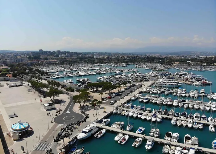 Stunning 2-bedroom & Panoramic Sea View -stayinantibes- 54 Soleau Апартаменты