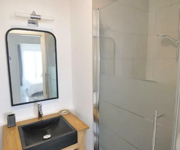 Stunning 2-bedroom & Panoramic Sea View -stayinantibes- 54 Soleau Апартаменты