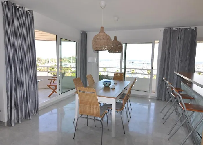Stunning 2-bedroom & Panoramic Sea View -stayinantibes- 54 Soleau * Антиб
